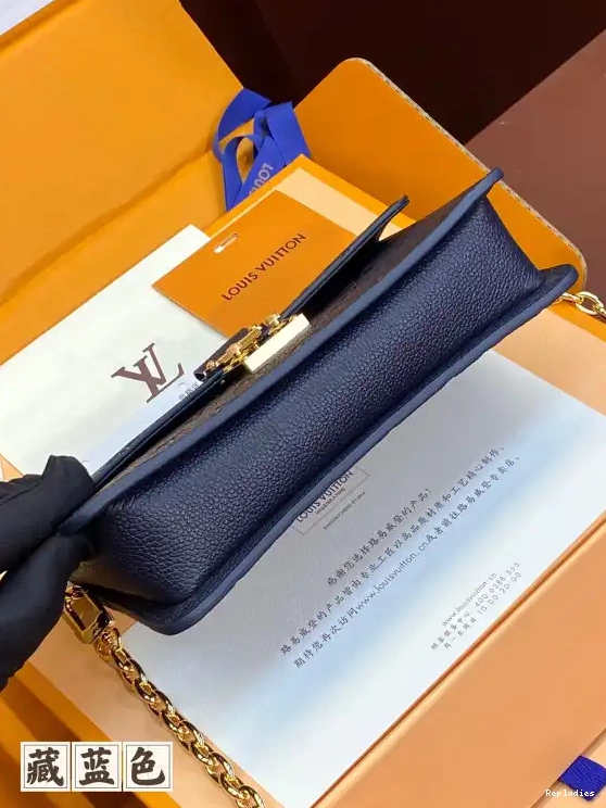 Cheap On LOUIS Chain VUITTON Wallet Métis 0626